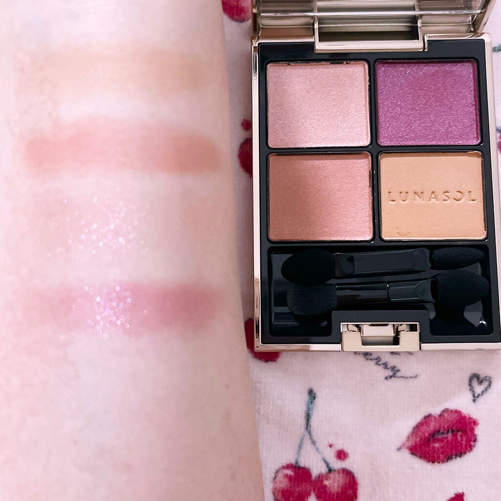 アイカラーレーション/LUNASOL/アイシャドウパレットを使ったクチコミ(2枚目)