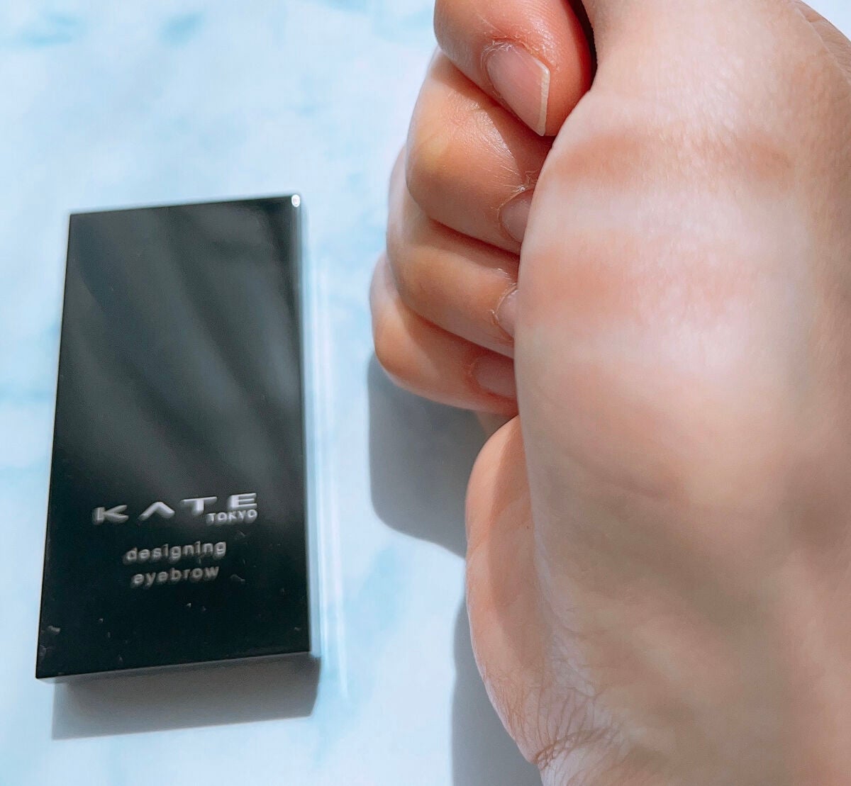 ケイト デザイニングアイブロウ3D/KATE/パウダーアイブロウを使ったクチコミ(2枚目)