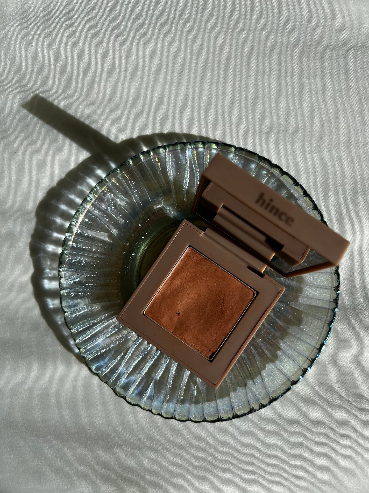 ニューデップスアイシャドウ/hince/単色アイシャドウを使ったクチコミ(1枚目)