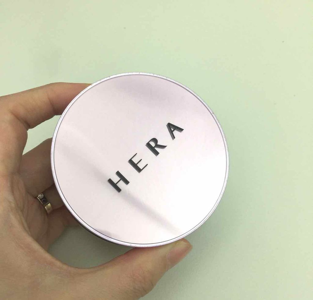 UVミストクッション/HERA/クッションファンデーションを使ったクチコミ（1枚目）