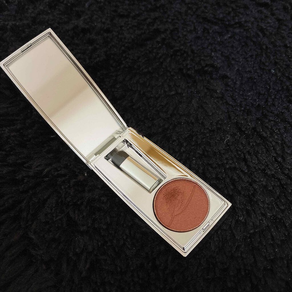 カラーユアルックアイズ/RMK/単色アイシャドウを使ったクチコミ（2枚目）