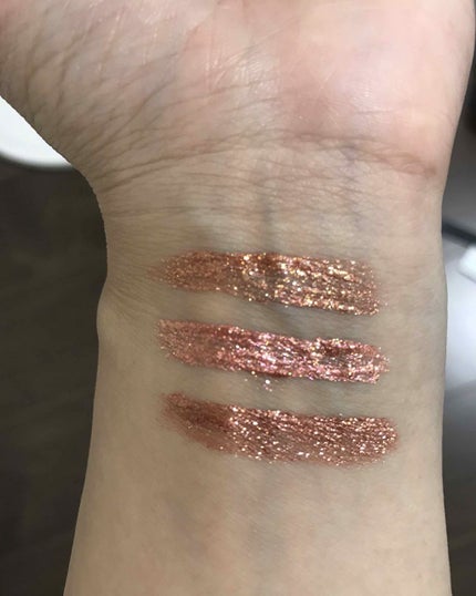 シュガー トゥインクル リキッド シャドウ/PERIPERA/リキッドアイシャドウを使ったクチコミ(2枚目)