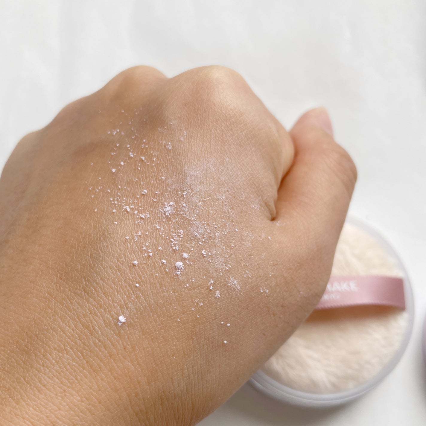 シルキールースモイストパウダー/キャンメイク/ルースパウダーを使ったクチコミ(4枚目)