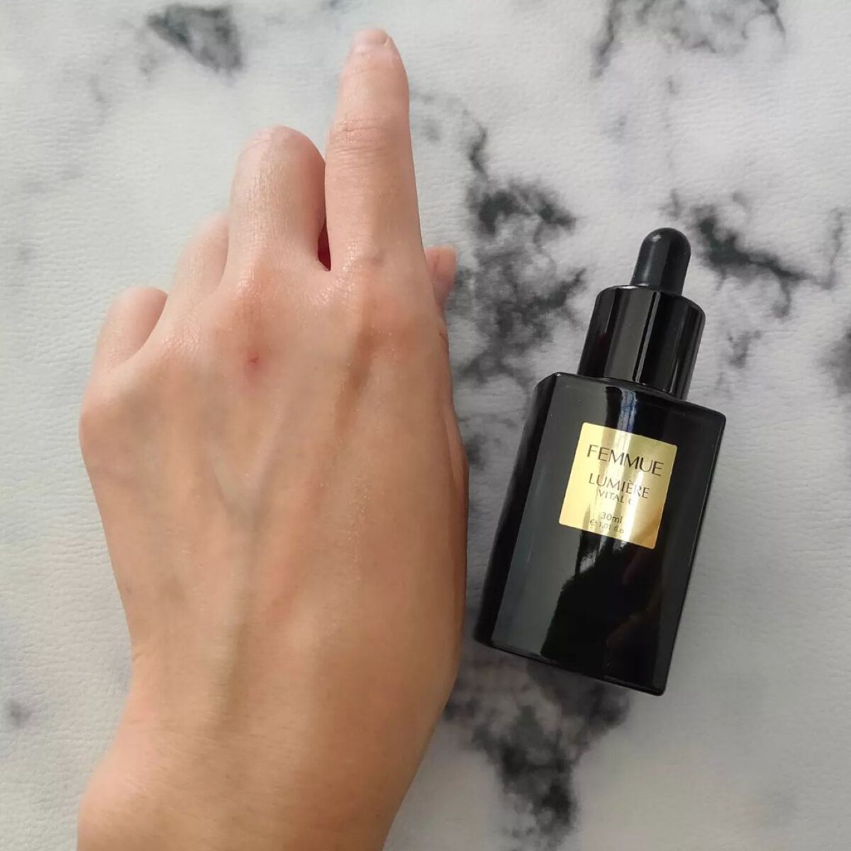 ルミエール ヴァイタルC/FEMMUE/ブースター・導入液を使ったクチコミ(4枚目)