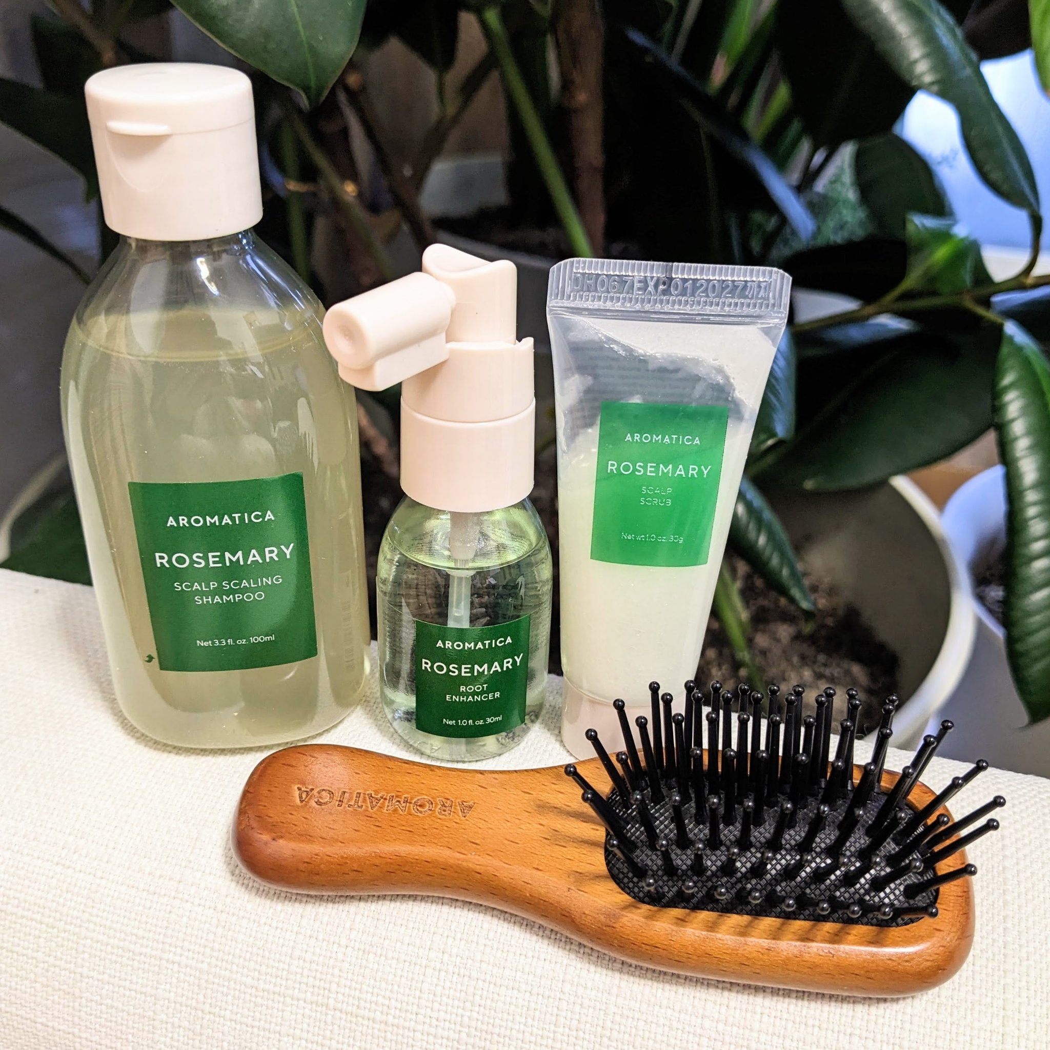 ローズマリールートエンハンサー/AROMATICA/頭皮ローションを使ったクチコミ（2枚目）
