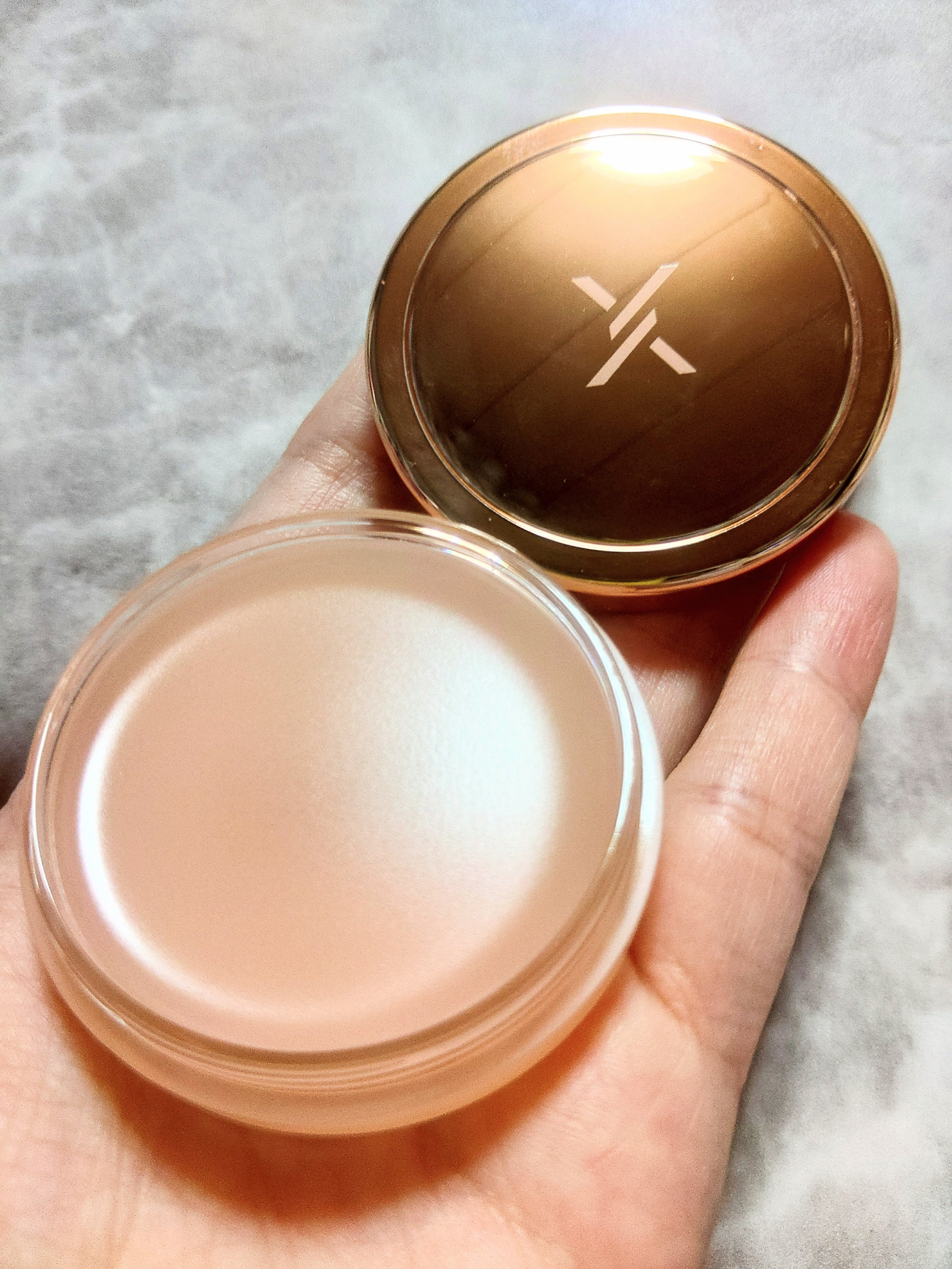 モイストリップバーム/XOUL/リップバームを使ったクチコミ（1枚目）