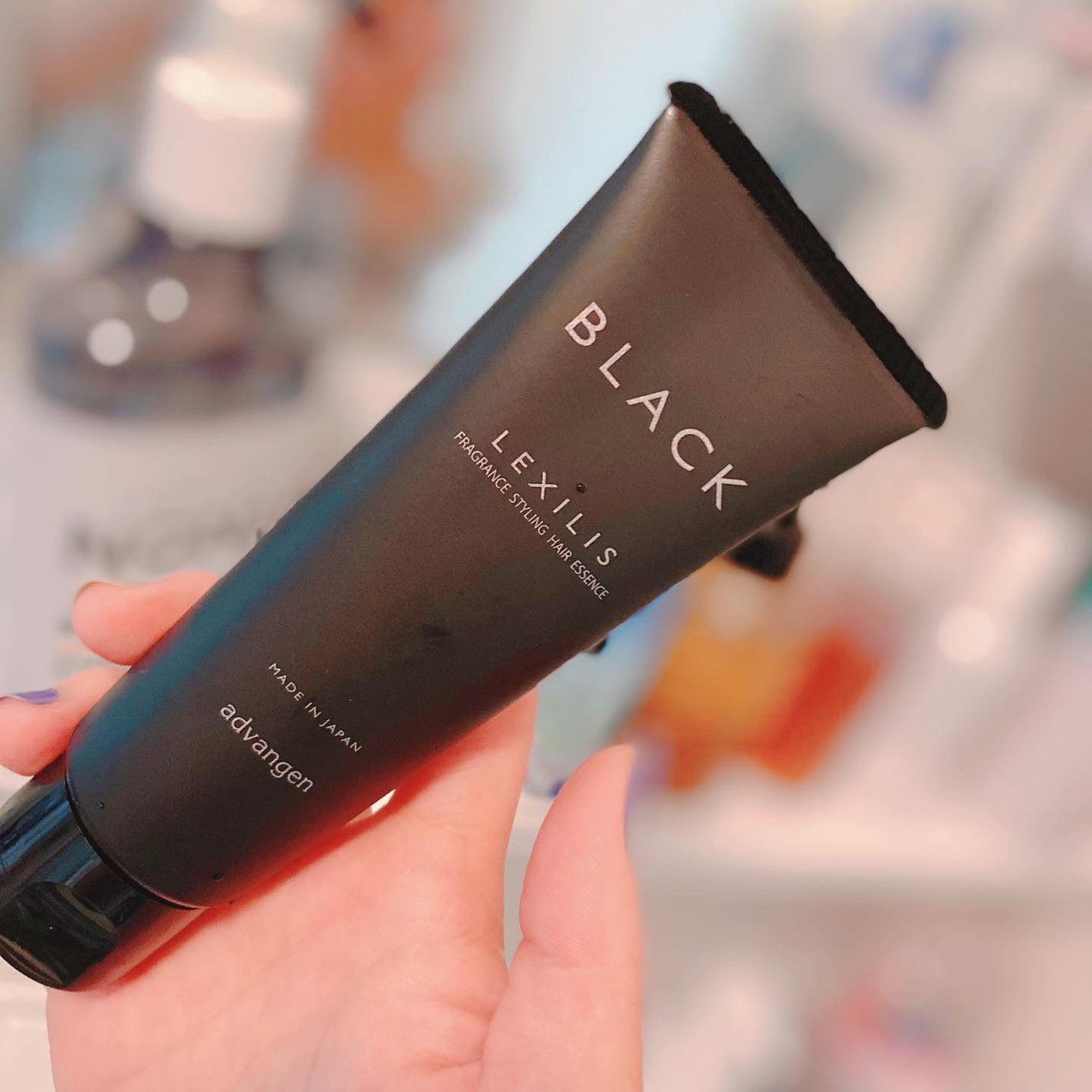 ブラック フレグランス スタイリング ヘアエッセンス/LEXILIS/アウトバストリートメントを使ったクチコミ(6枚目)