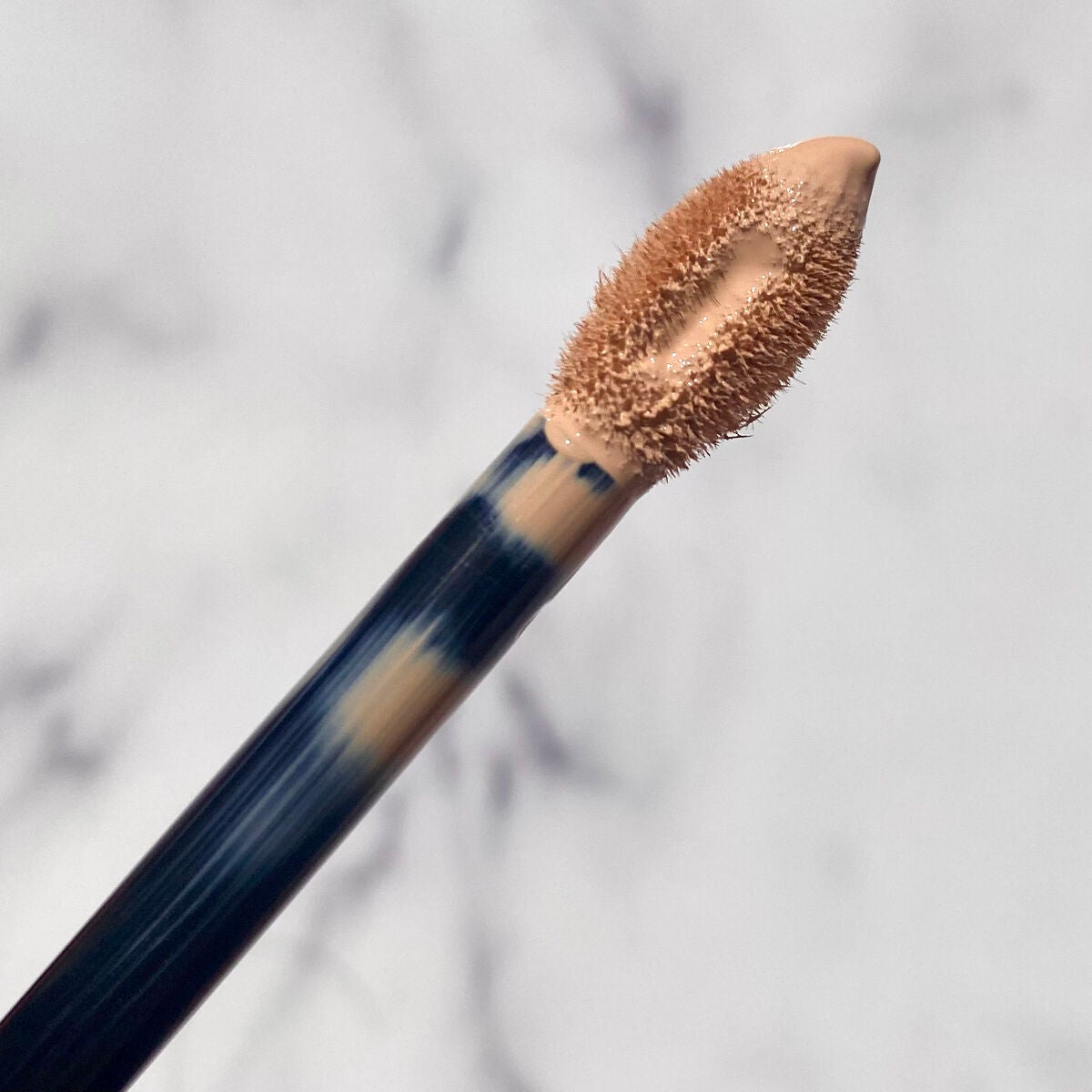 プリズム・リーブル・スキンケアリング・コンシーラー/GIVENCHY/リキッドコンシーラーを使ったクチコミ(2枚目)