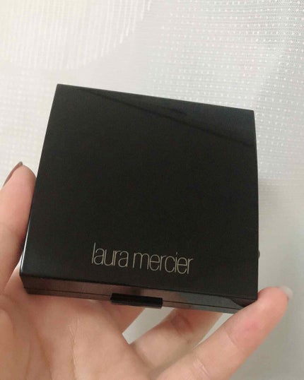 マットラディアンス ベイクドパウダー ハイライト01/ローラ メルシエ/パウダーハイライトを使ったクチコミ(1枚目)