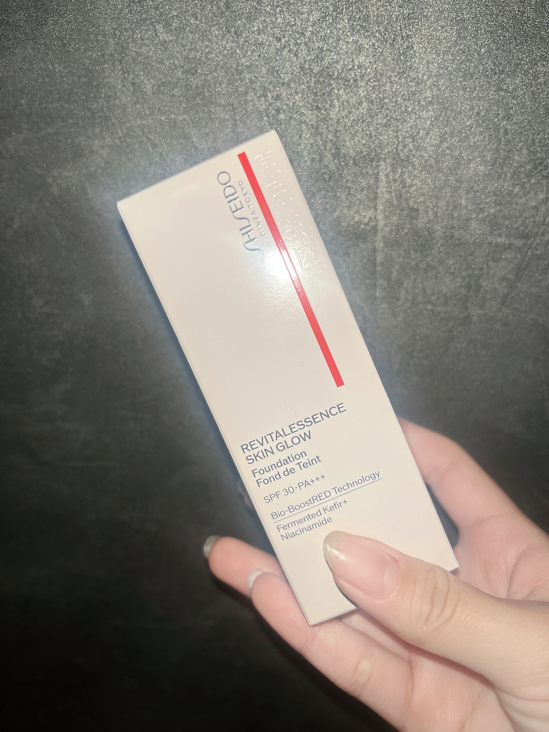 SHISEIDO エッセンス スキングロウ ファンデーションのクチコミ「SHISEIDOエッセンス スキングロウ ファンデーション
220Linen ¥7,590

.....」（2枚目）