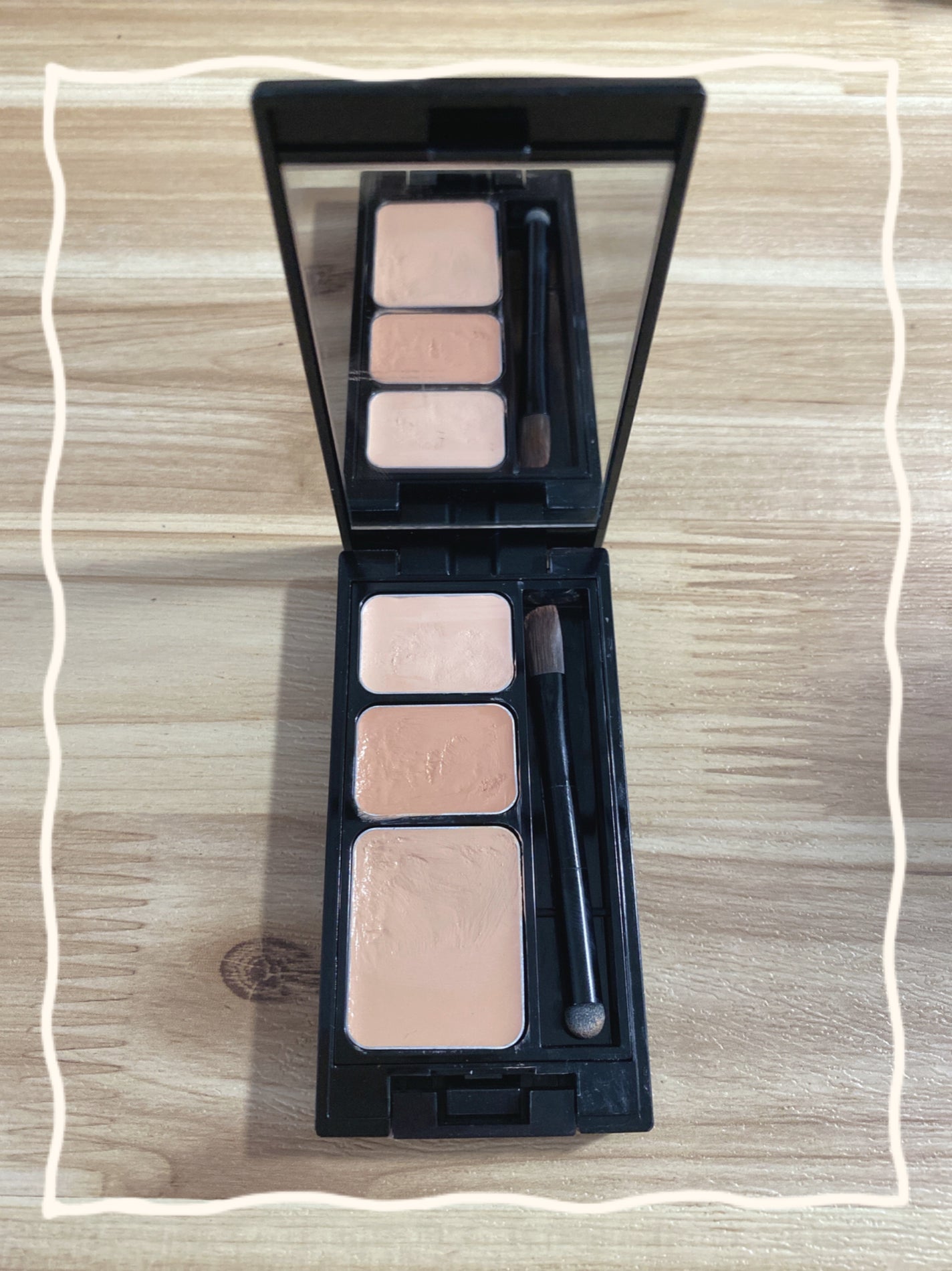 ミネラルコンシーラーパレット/エトヴォス/パレットコンシーラーを使ったクチコミ(2枚目)