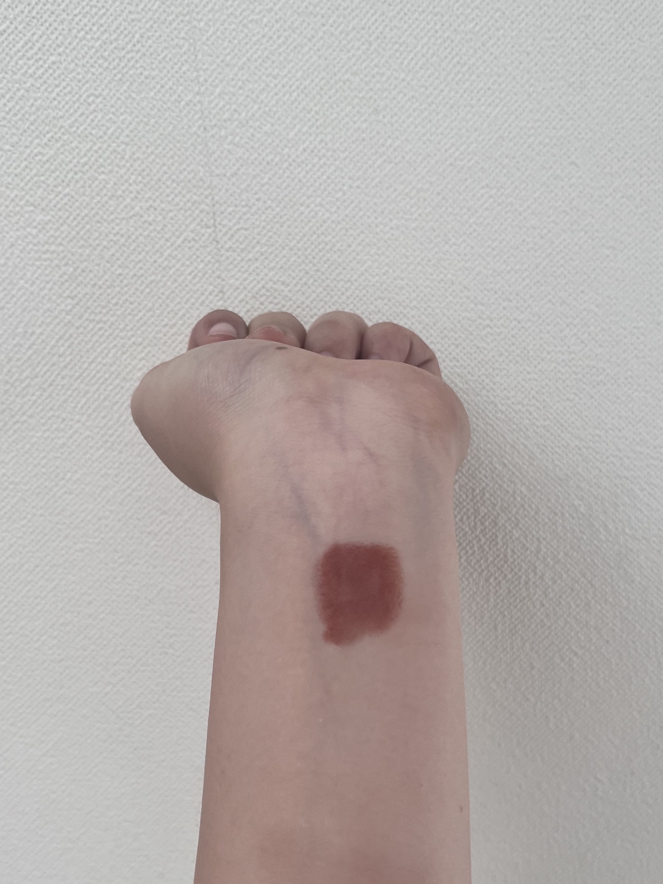 ノワール イン ザ リップスティック/MERZY/口紅を使ったクチコミ（2枚目）