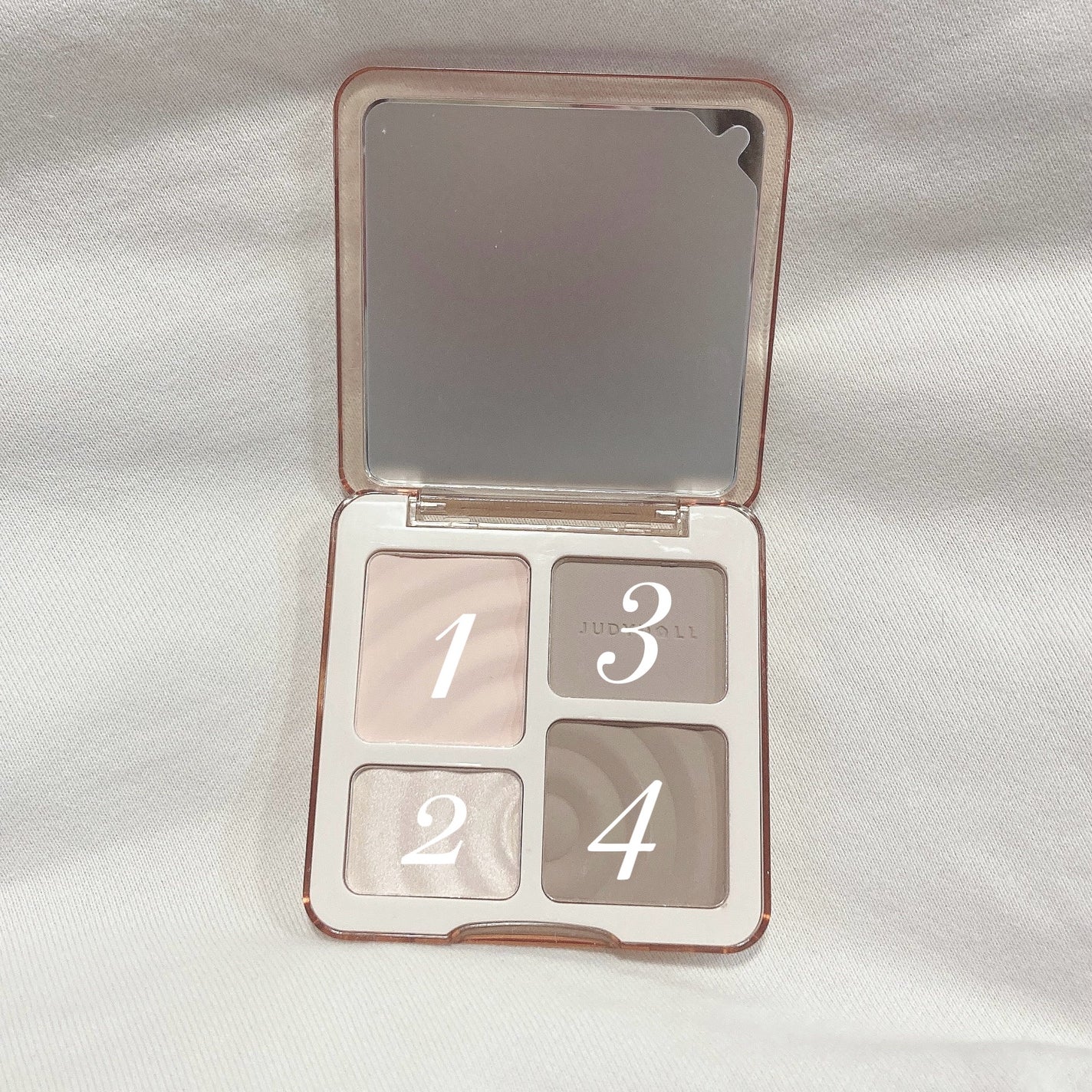 JUDYDOLL メリハリマスターパレット/JUDYDOLL/パウダーハイライトを使ったクチコミ(4枚目)