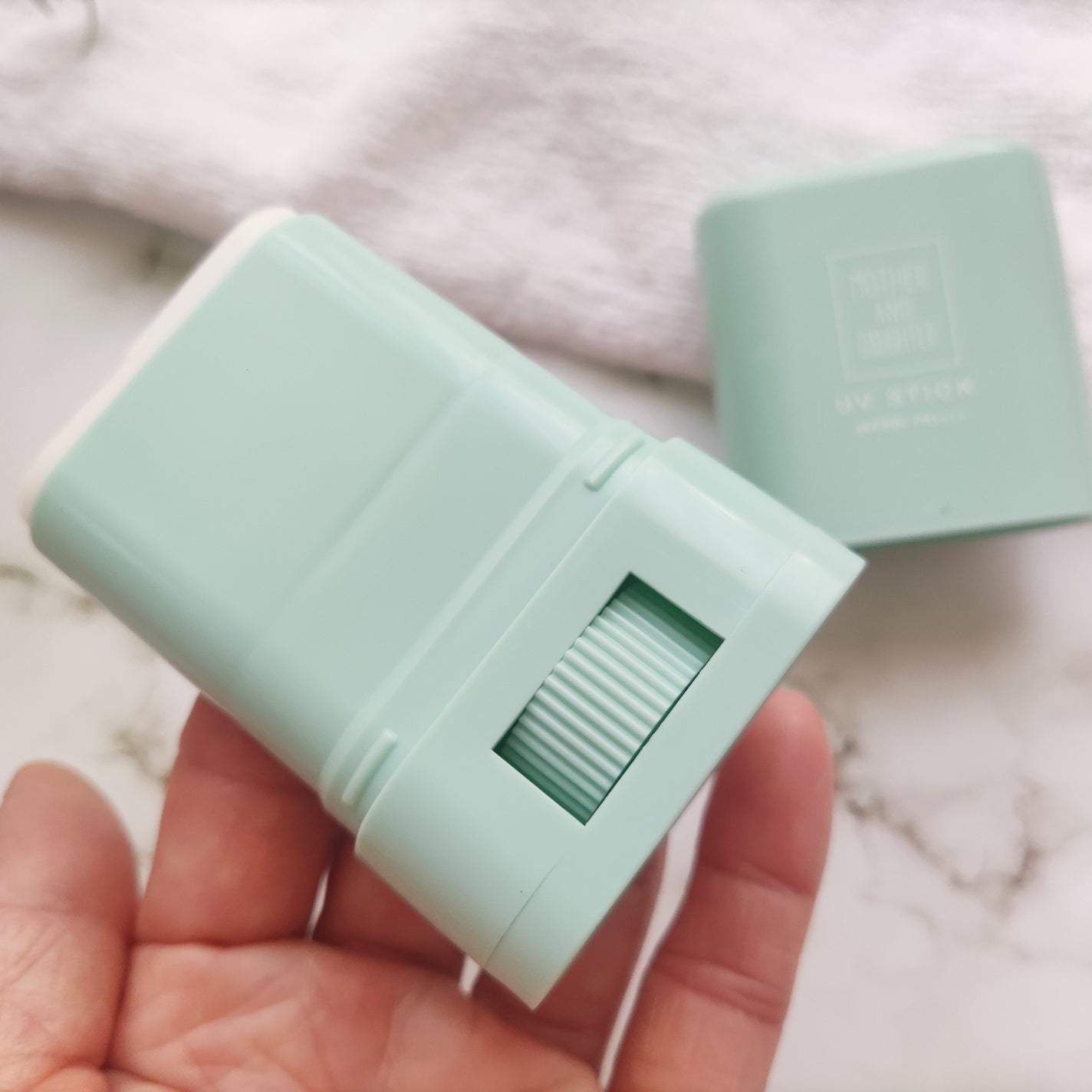 クリアUVスティック H/Mother&Daughter/日焼け止めスティックを使ったクチコミ(4枚目)