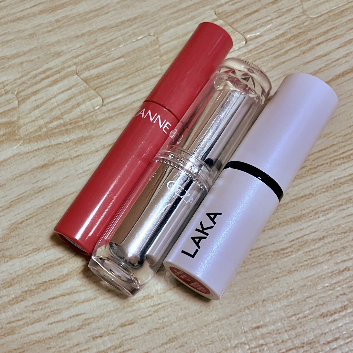 ラスティンググロスリップ/CEZANNE/口紅を使ったクチコミ（2枚目）