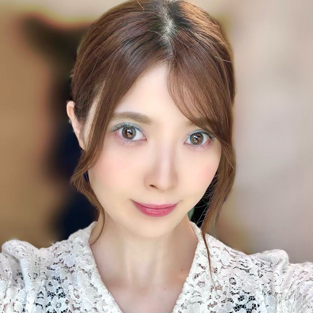 インジーニアス パウダーアイズ N 24 シャイニーホワイトシルバー/RMK/単色アイシャドウを使ったクチコミ（3枚目）