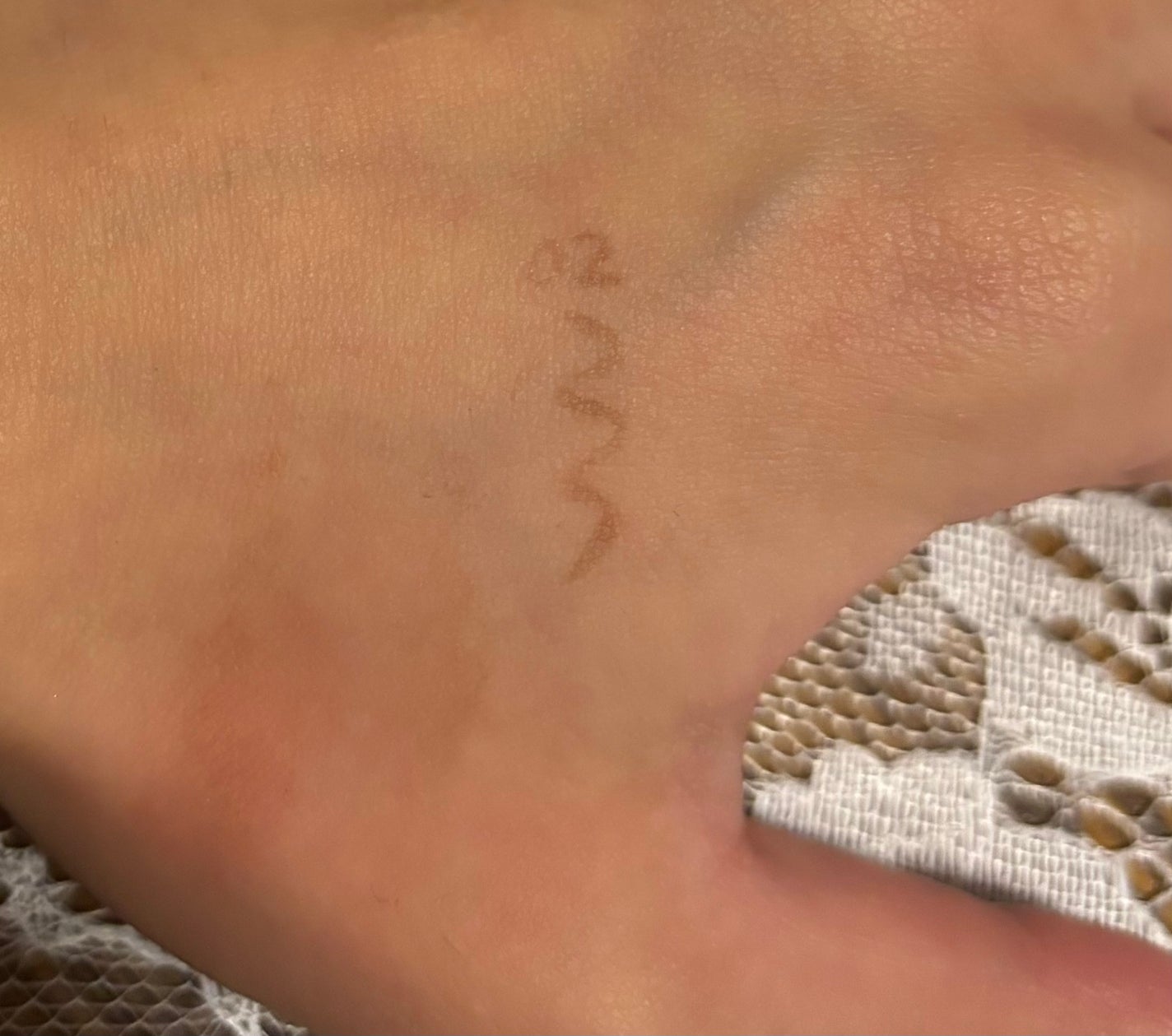 エテュセ アイエディション(スキニーブロウライナー)/ettusais/リキッドアイブロウを使ったクチコミ(2枚目)