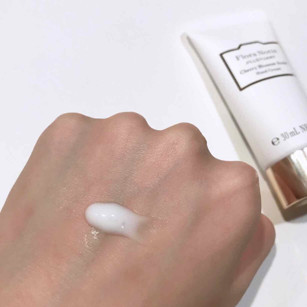 フレッシュピオニー ヘアフレグランス/Flora Notis JILL STUART/ヘアミストを使ったクチコミ（3枚目）