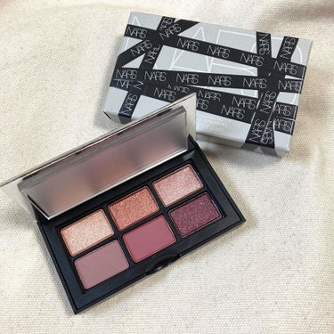 アンラップド ミニアイシャドーパレット DOLCE VITA/NARS/アイシャドウパレットを使ったクチコミ（1枚目）