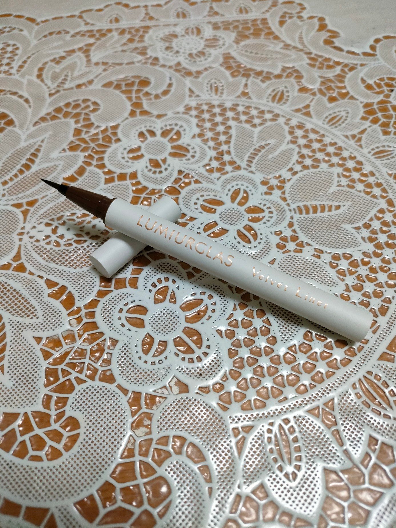 ベルベットライナー/LUMIURGLAS/リキッドアイライナーを使ったクチコミ(2枚目)