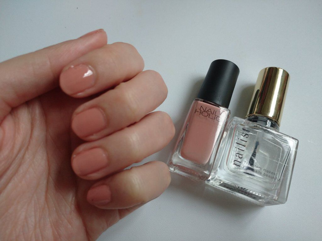 ネイルホリック Pinkish color BE815/ネイルホリック/マニキュアを使ったクチコミ（1枚目）