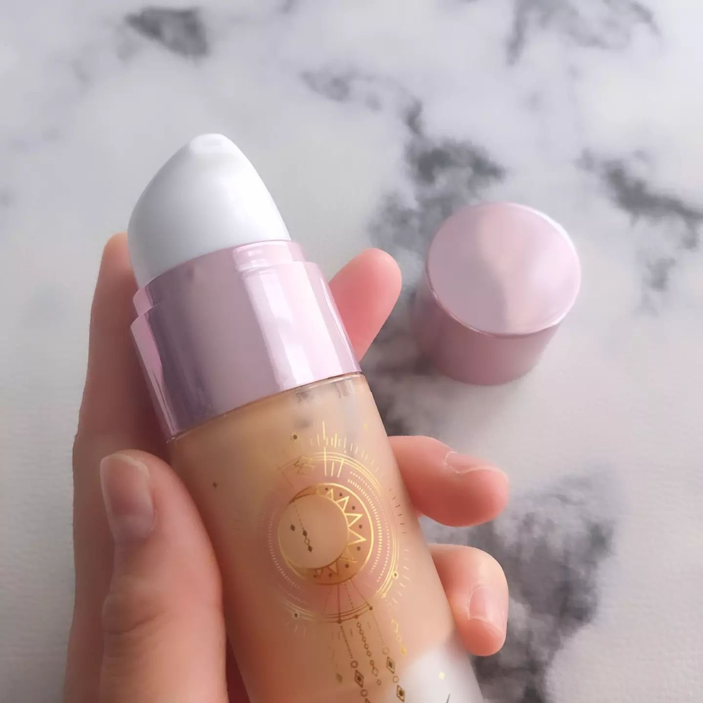 コラーゲンモイスチャースキンベース/illuN/化粧下地を使ったクチコミ（2枚目）