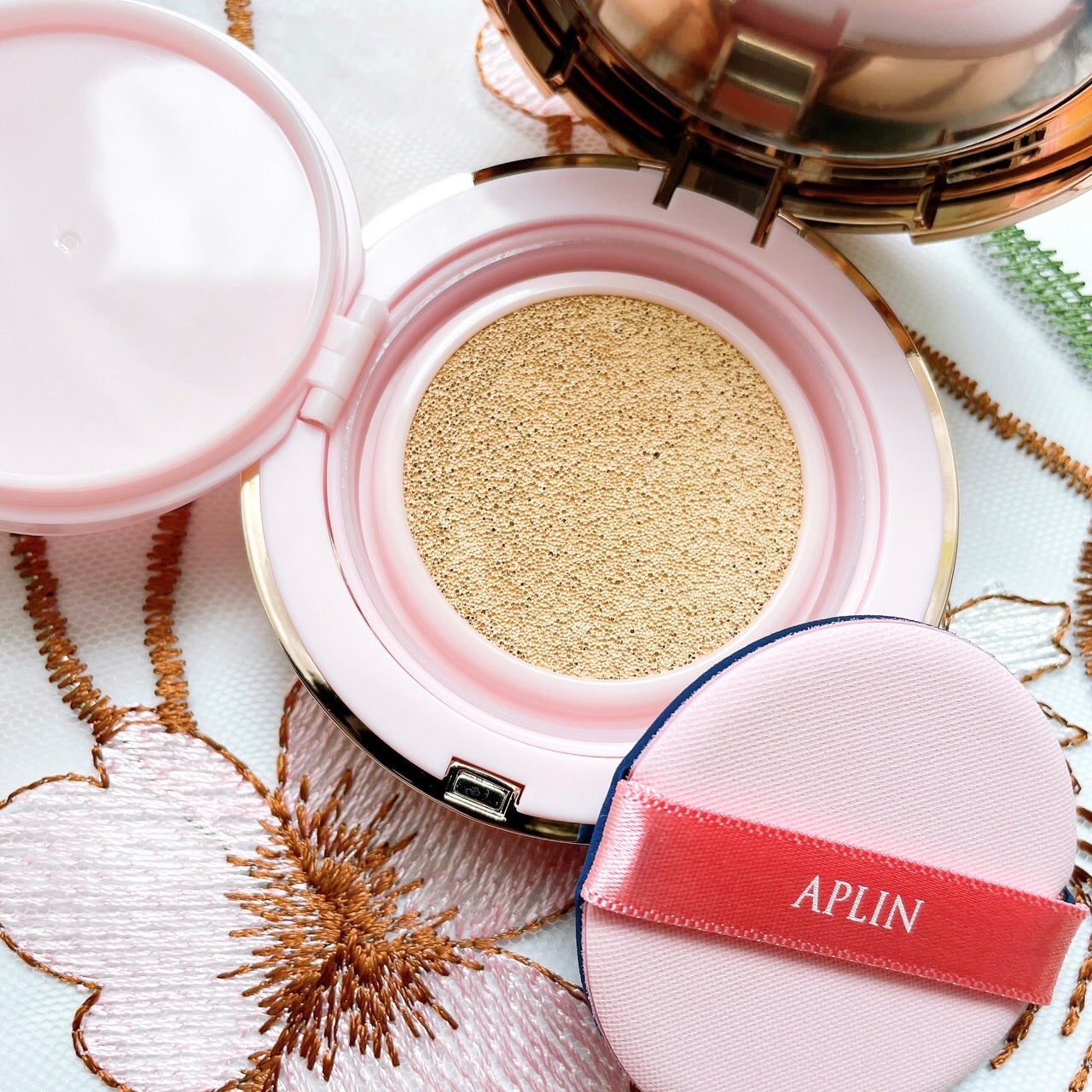 ピンクティーツリーカバーアップグロウクッション/APLIN/クッションファンデーションを使ったクチコミ(4枚目)