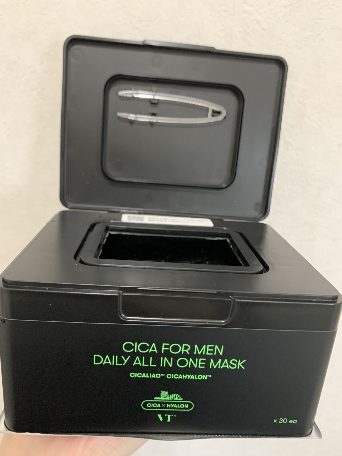 灯のクチコミ「 #正直レビュー 


🌸 さっぱり使える新商品マスク


今回紹介する商品はこちら！
CIC.....」（2枚目）