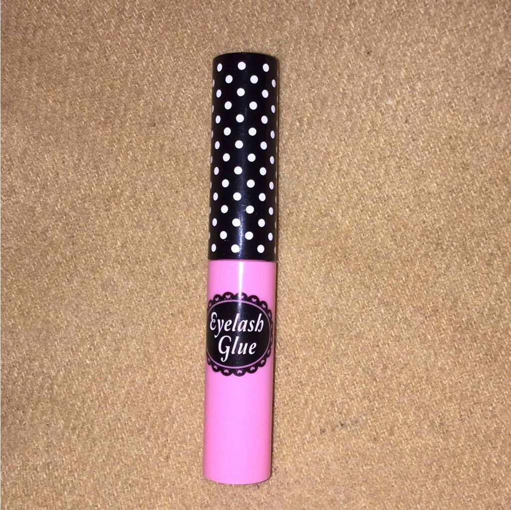 つけまつげ用接着剤/DAISO/つけまつげを使ったクチコミ(1枚目)