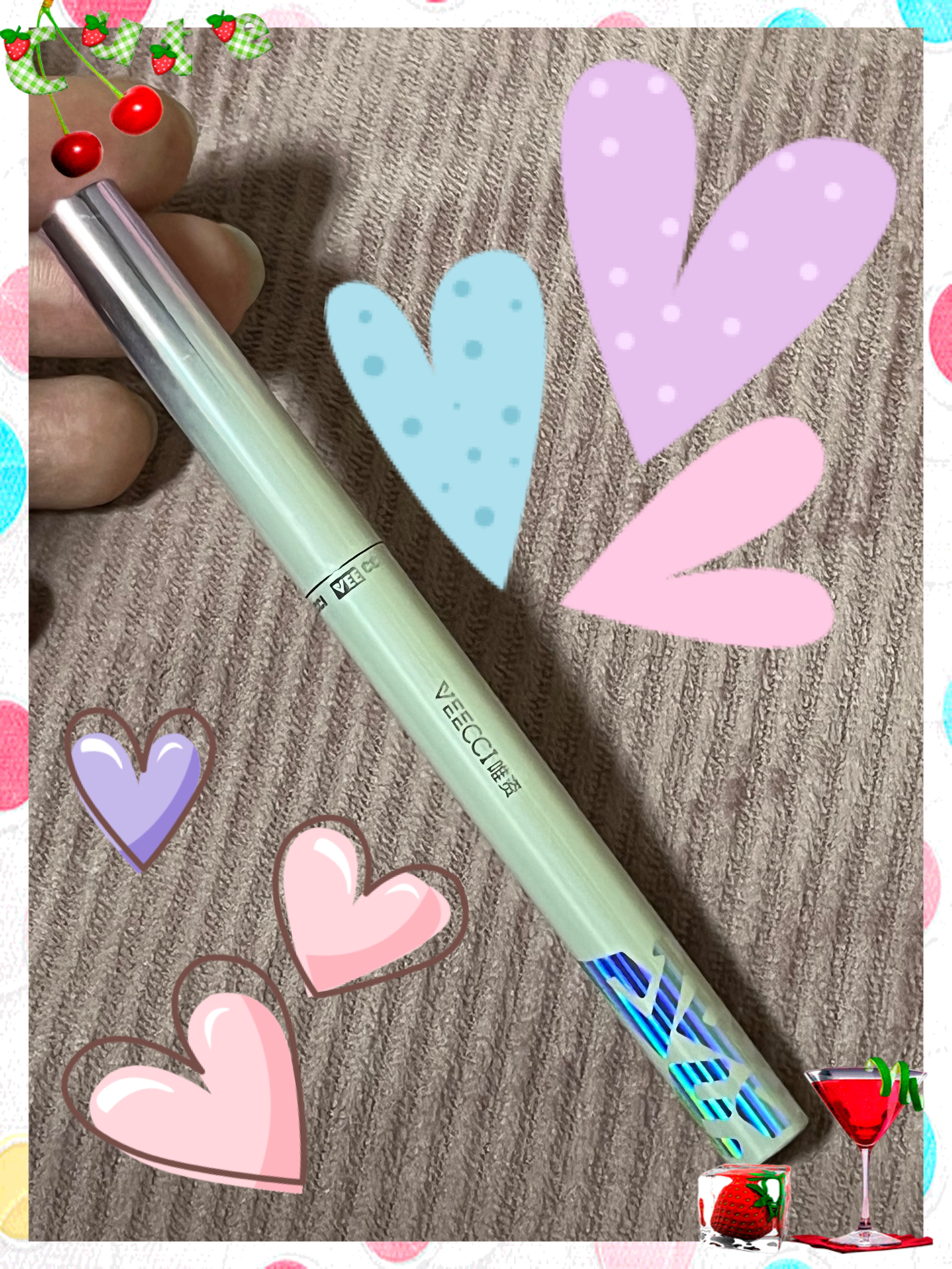 アイリスラメライナー/VEECCI/リキッドアイライナーを使ったクチコミ（3枚目）