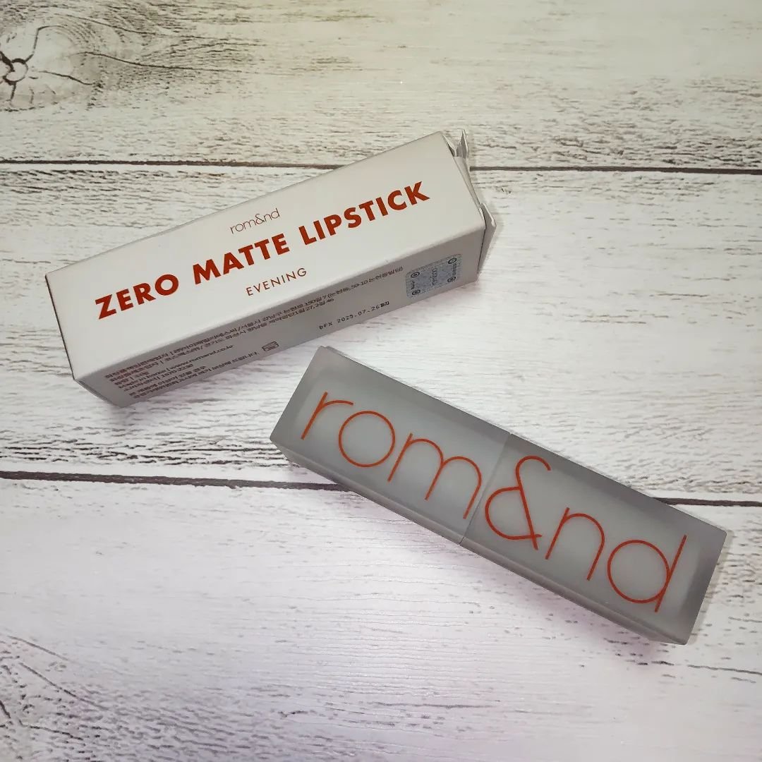 ゼロマットリップスティック 05 イブニング/rom&nd/口紅を使ったクチコミ（1枚目）