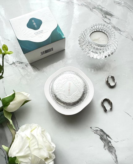 玉養桃花 ルースパウダー/花西子/ルースパウダーを使ったクチコミ(4枚目)