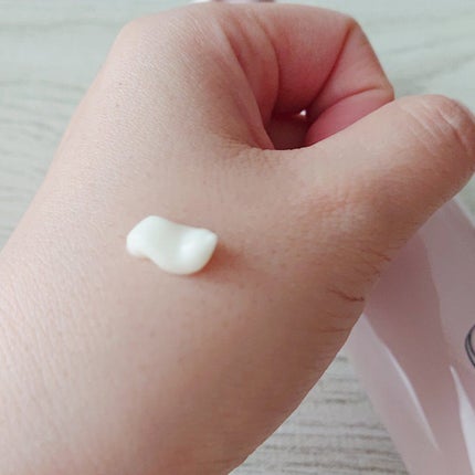 エイジングケアUVカットジェル/WHOMEE/日焼け止めジェルを使ったクチコミ(2枚目)