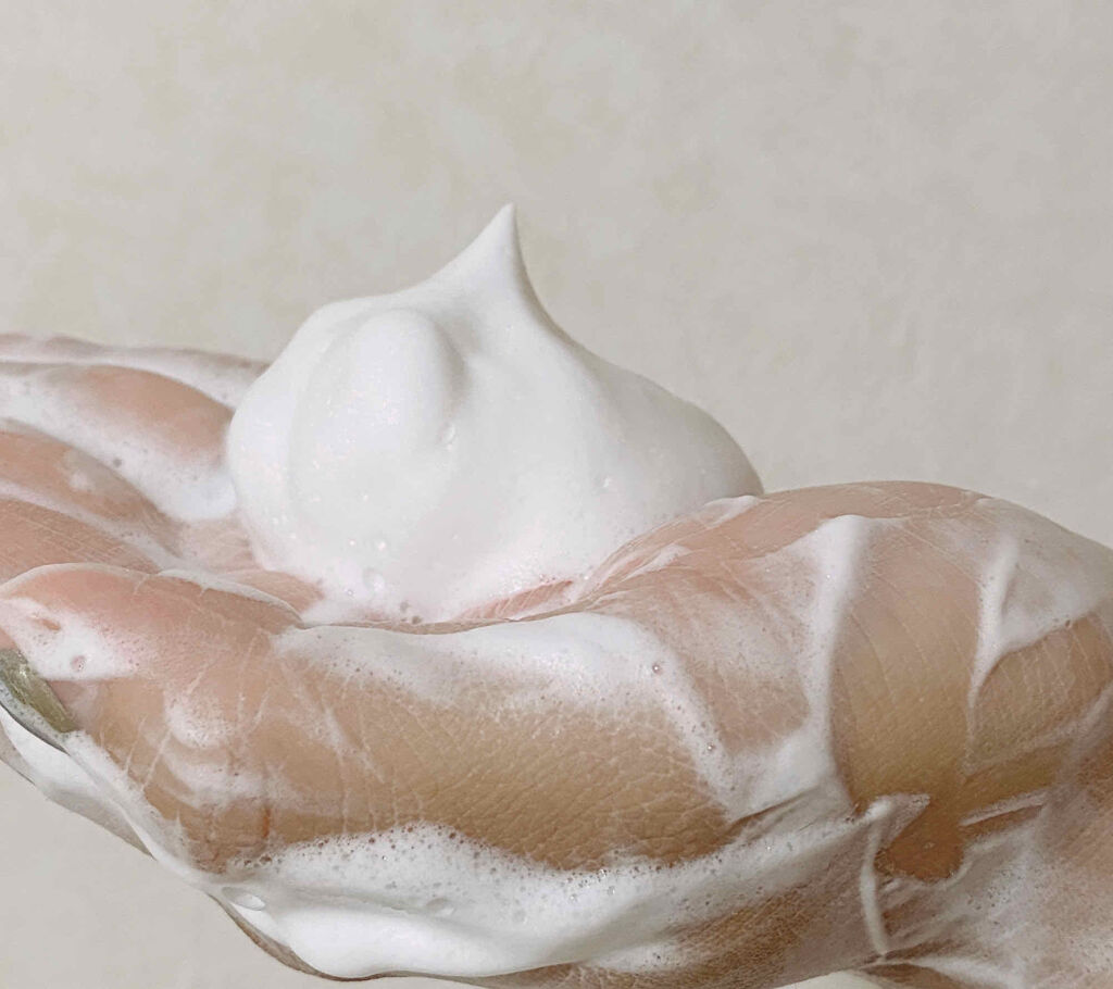 ピュアヴィヴィクレイ&ソルトクレンジングフォーム/株式会社イヴ/洗顔フォームを使ったクチコミ（3枚目）