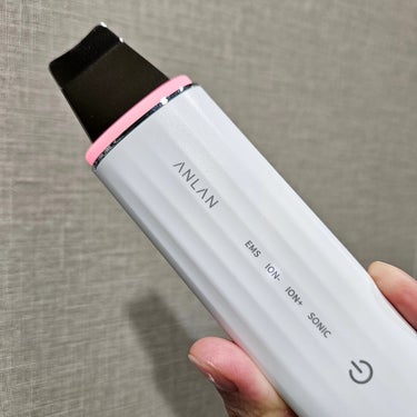 ANLAN ロイヤルウォーターピーリングのクチコミ「ANLAN　ロイヤルウォーターピーリングを使用しました。

こちらはANLAN初の完全防水式の.....」（2枚目）