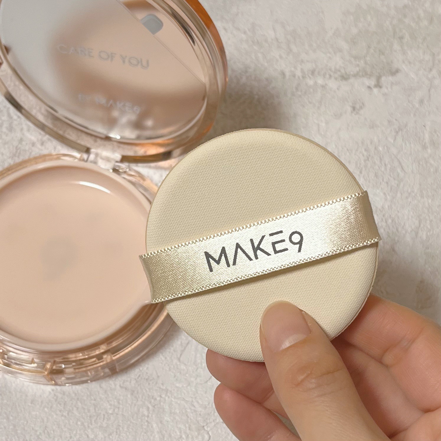 ヌードカーミンググロークッション/MAKE9/クッションファンデーションを使ったクチコミ（3枚目）