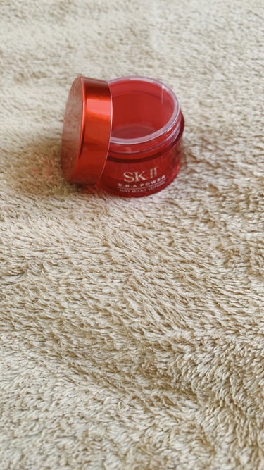 SK-II R.N.A. パワー ラディカル ニュー エイジのクチコミ「艶と透明感が蘇る⁈
SK-IIの化粧水もいいけどR.N.A. パワー ラディカル ニュー エイ.....」（3枚目）