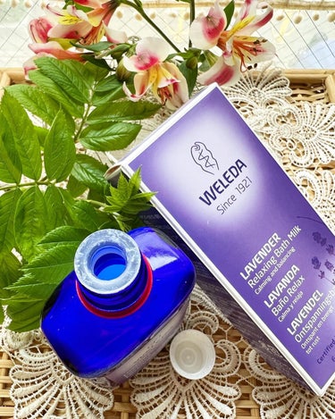 WELEDA ラベンダー バスミルクのクチコミ「【WELEDA(ヴェレダ) ラベンダー バスミルク】

夜はリラックスしたくてラベンダーの香り.....」（3枚目）