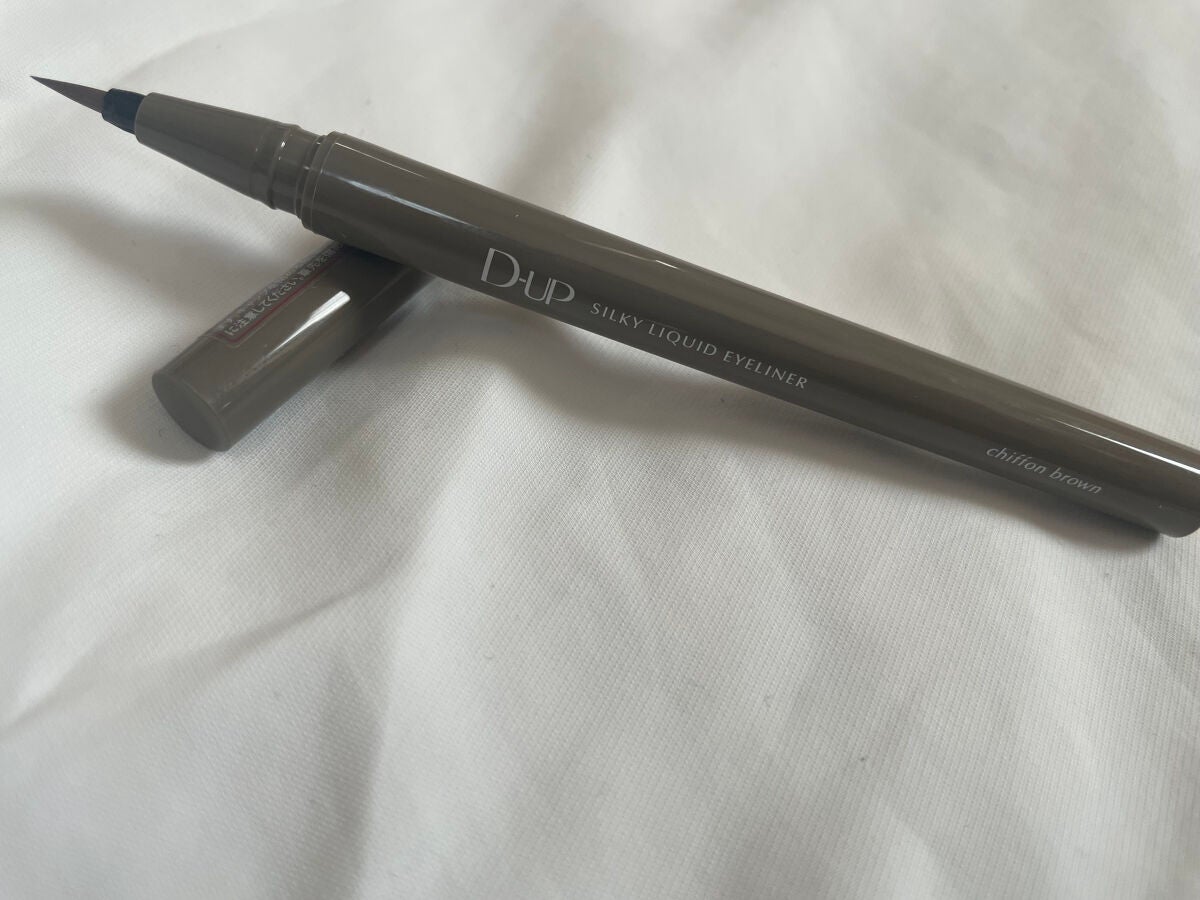 シルキーリキッドアイライナーWP/D-UP/リキッドアイライナーを使ったクチコミ(4枚目)