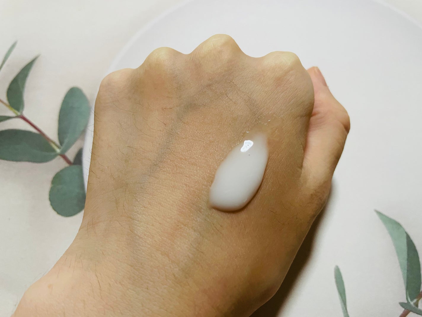 とろんと濃ジェル 薬用美白 N/なめらか本舗/オールインワン化粧品を使ったクチコミ(3枚目)