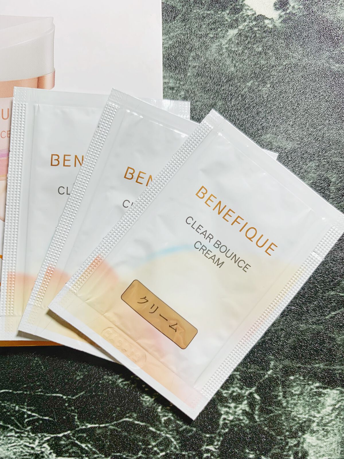 クリアバウンスクリーム /BENEFIQUE/フェイスクリームを使ったクチコミ（2枚目）