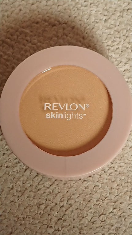 スキンライト プレスト パウダー/REVLON/プレストパウダーを使ったクチコミ(1枚目)