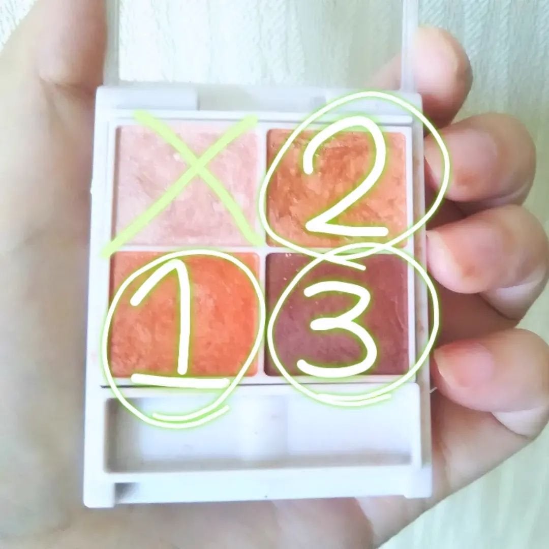 シルキースフレアイズ/キャンメイク/アイシャドウパレットを使ったクチコミ(4枚目)