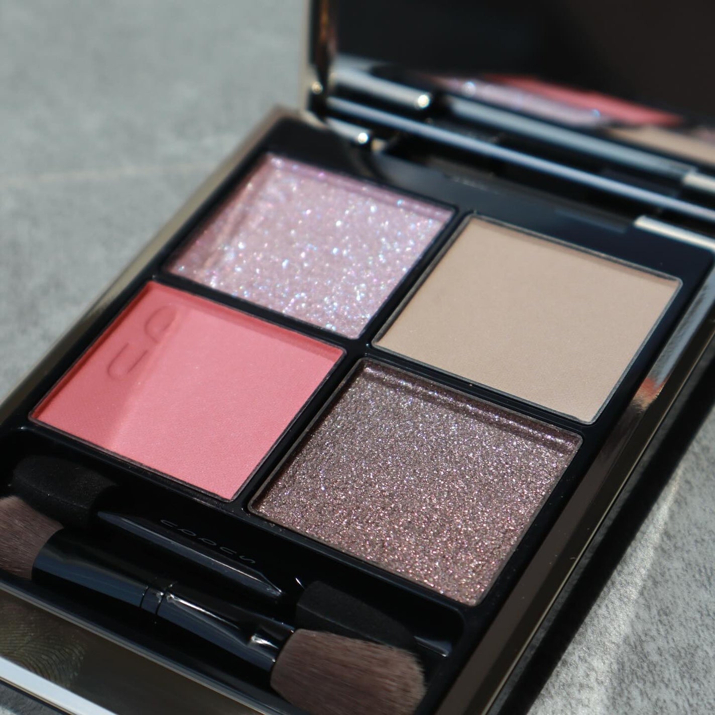 シグニチャー カラー アイズ/SUQQU/アイシャドウパレットを使ったクチコミ(1枚目)