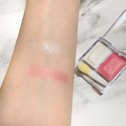 ツーカラー アイシャドウ ラメシリーズ/CEZANNE/アイシャドウパレットを使ったクチコミ(2枚目)