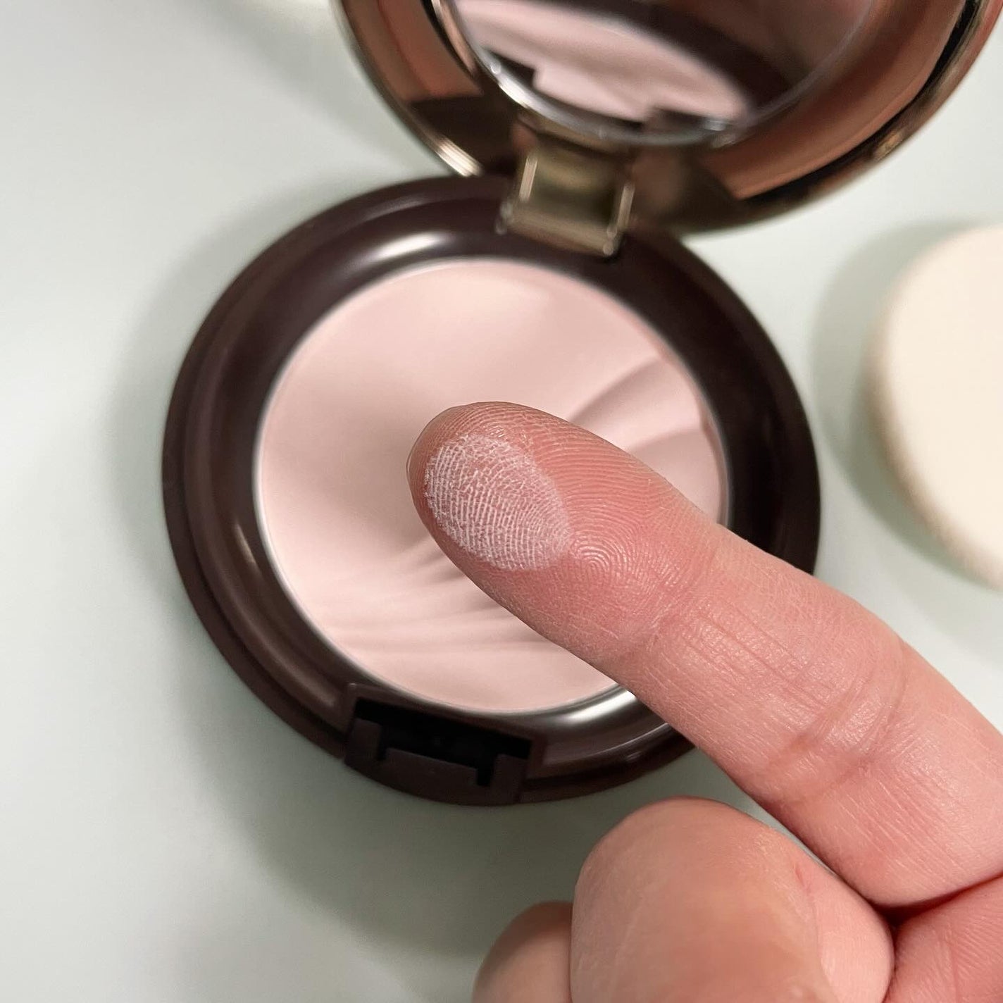 フェイスアップ プレストパウダー SPF23 / PA++/COVERMARK/プレストパウダーを使ったクチコミ(5枚目)