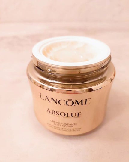 アプソリュ ソフトクリーム/LANCOME/フェイスクリームを使ったクチコミ(4枚目)