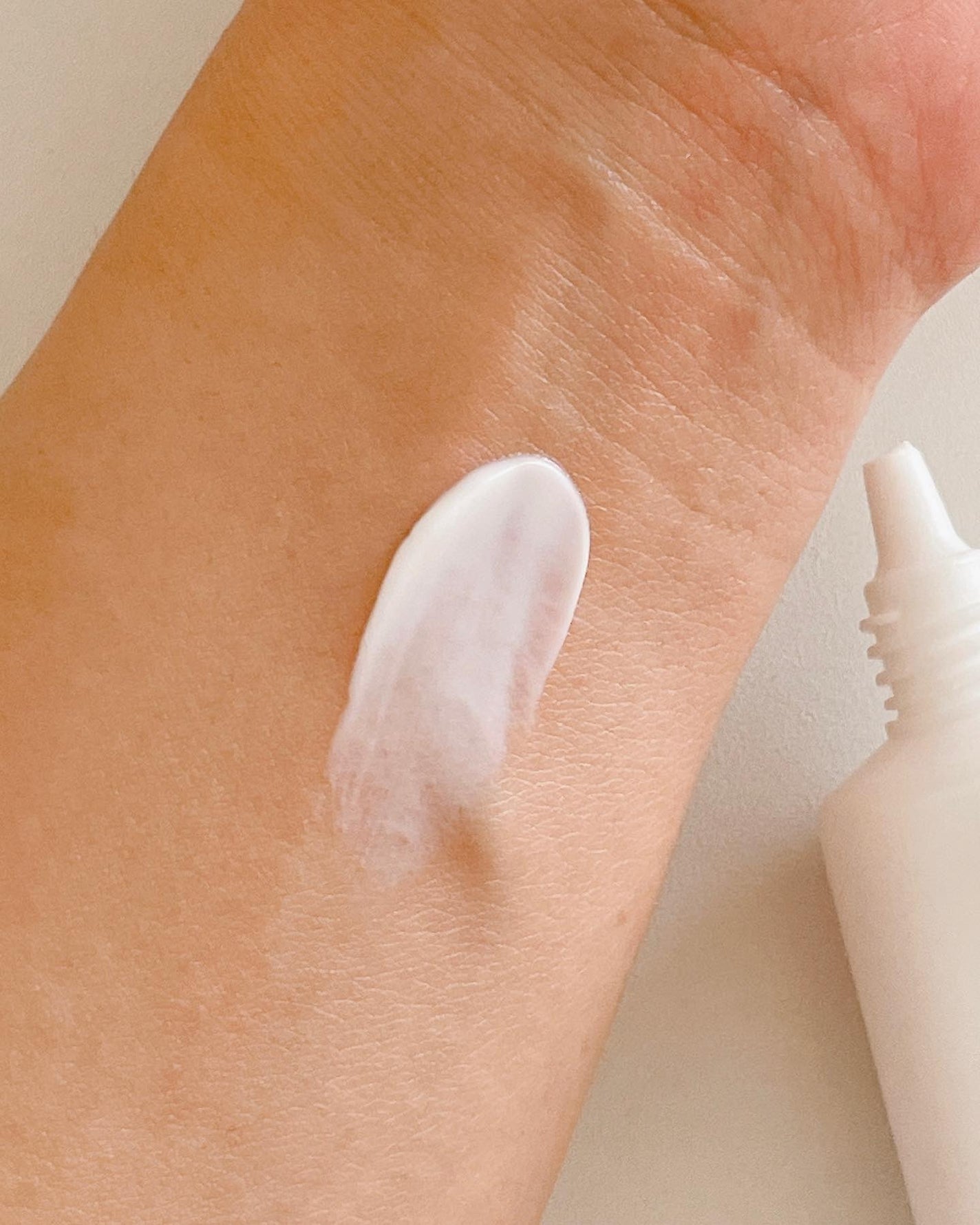 アンチメラニン ホワイトニングクリーム/3WB/フェイスクリームを使ったクチコミ(5枚目)