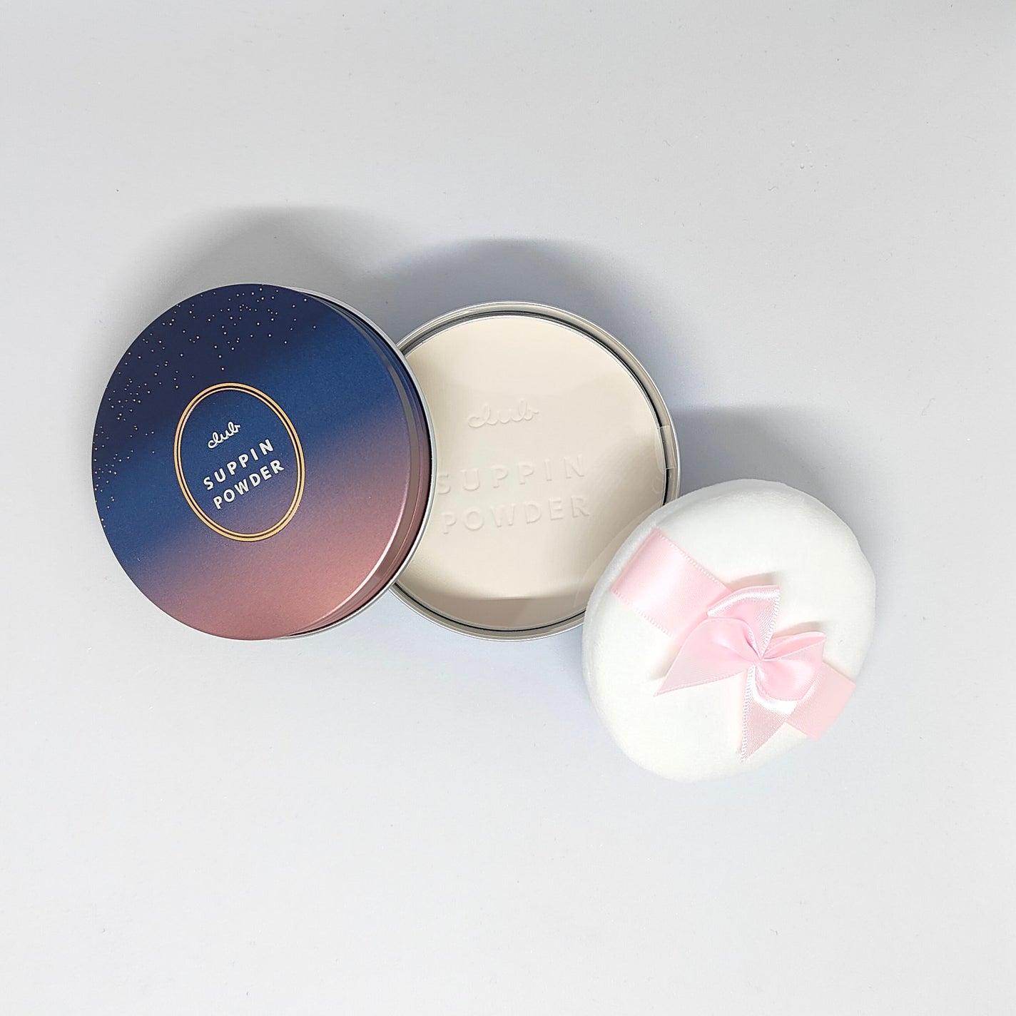 すっぴんパウダーC スリーピームーンの香り/クラブ/プレストパウダーを使ったクチコミ(2枚目)