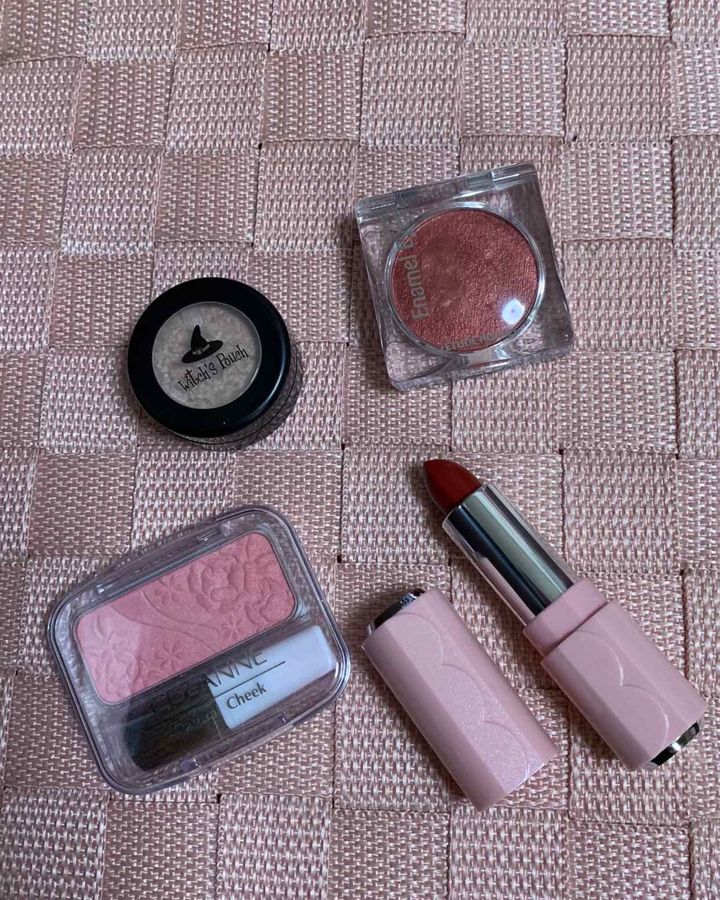 ディアマイ エナメルアイズ/ETUDE/ジェル・クリームアイシャドウを使ったクチコミ（1枚目）